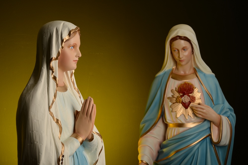 Statuen der Madonna in Italien und Süd-Italien