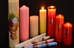 Liturgische Kerzen: wann und warum sie wichtig sind