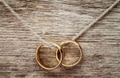 Wie man Ringgrößen misst: Unser Mini-Guide Wie man die Ringgröße misst – unser Minileitfaden