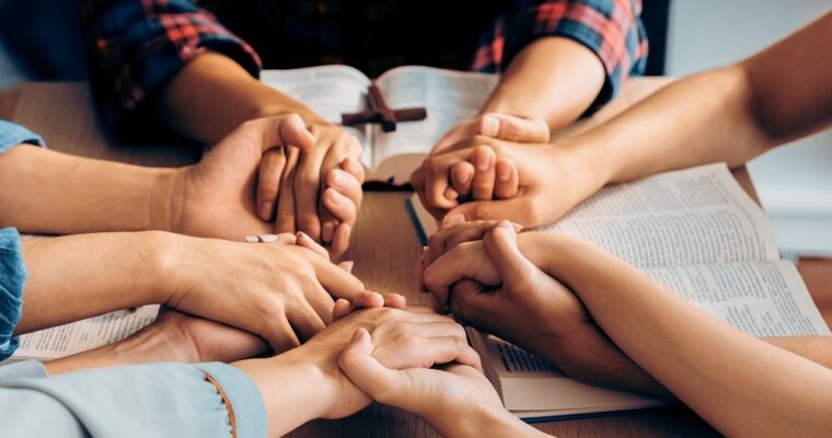 Gebet für den Frieden: Lasst uns gemeinsam für eine bessere Welt beten