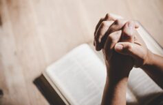 Geistliche Unterscheidung: Was sie ist und wie man sie praktiziert Geistliche Unterscheidung